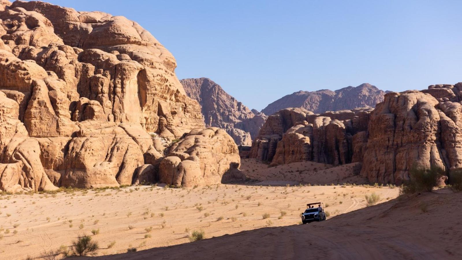 Wadi Rum Caeser Camp Hotel Екстериор снимка