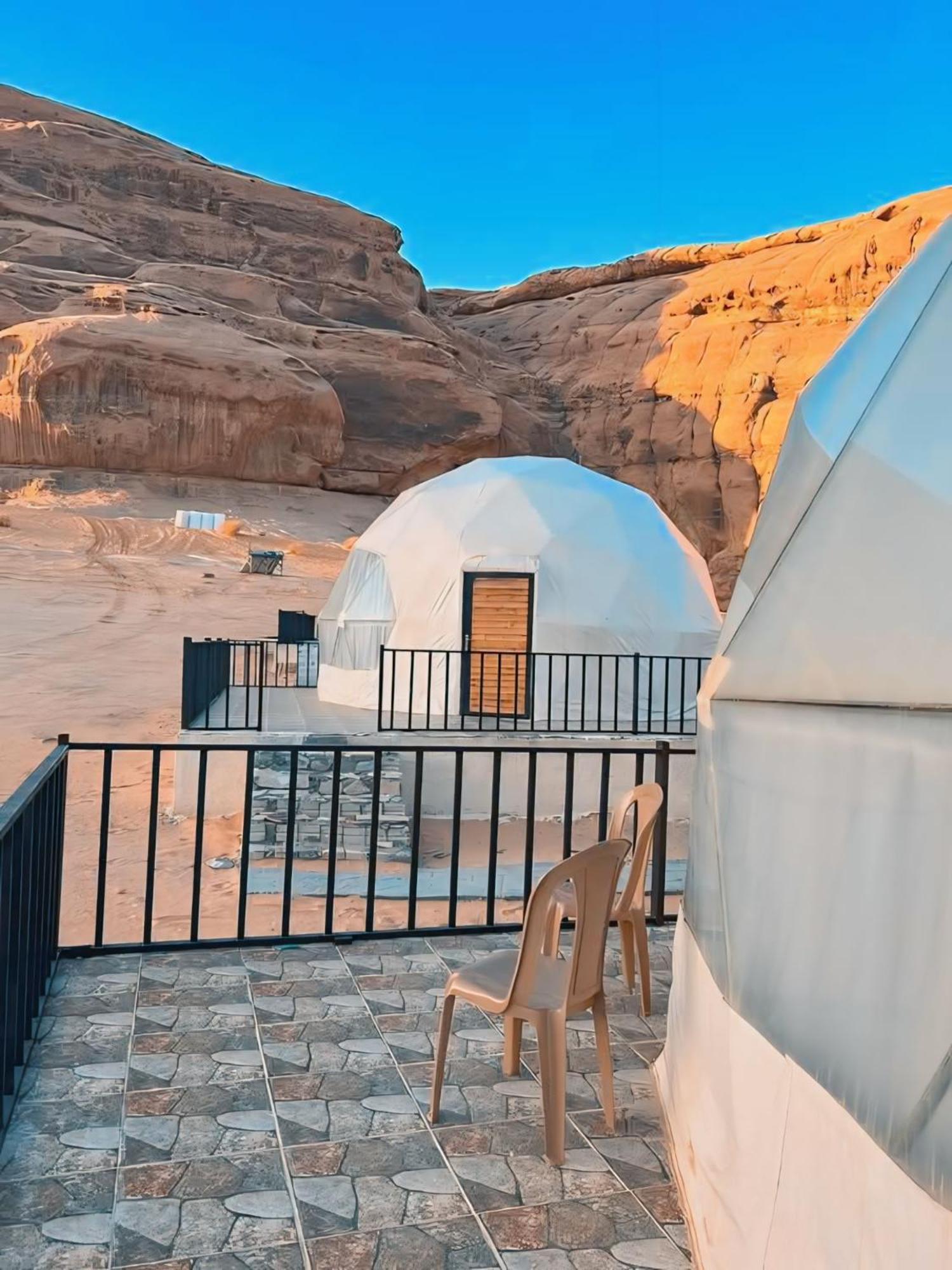 Wadi Rum Caeser Camp Hotel Екстериор снимка