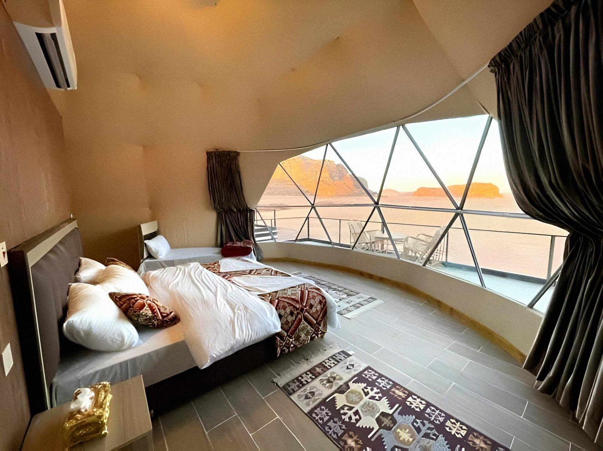 Wadi Rum Caeser Camp Hotel Екстериор снимка